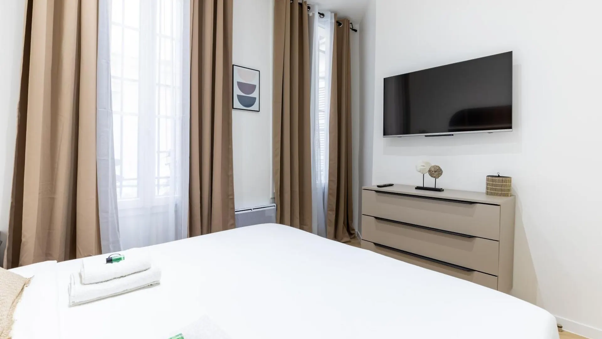 Hsh St Germain/jardin Du Luxembourg : Luxury Apartment