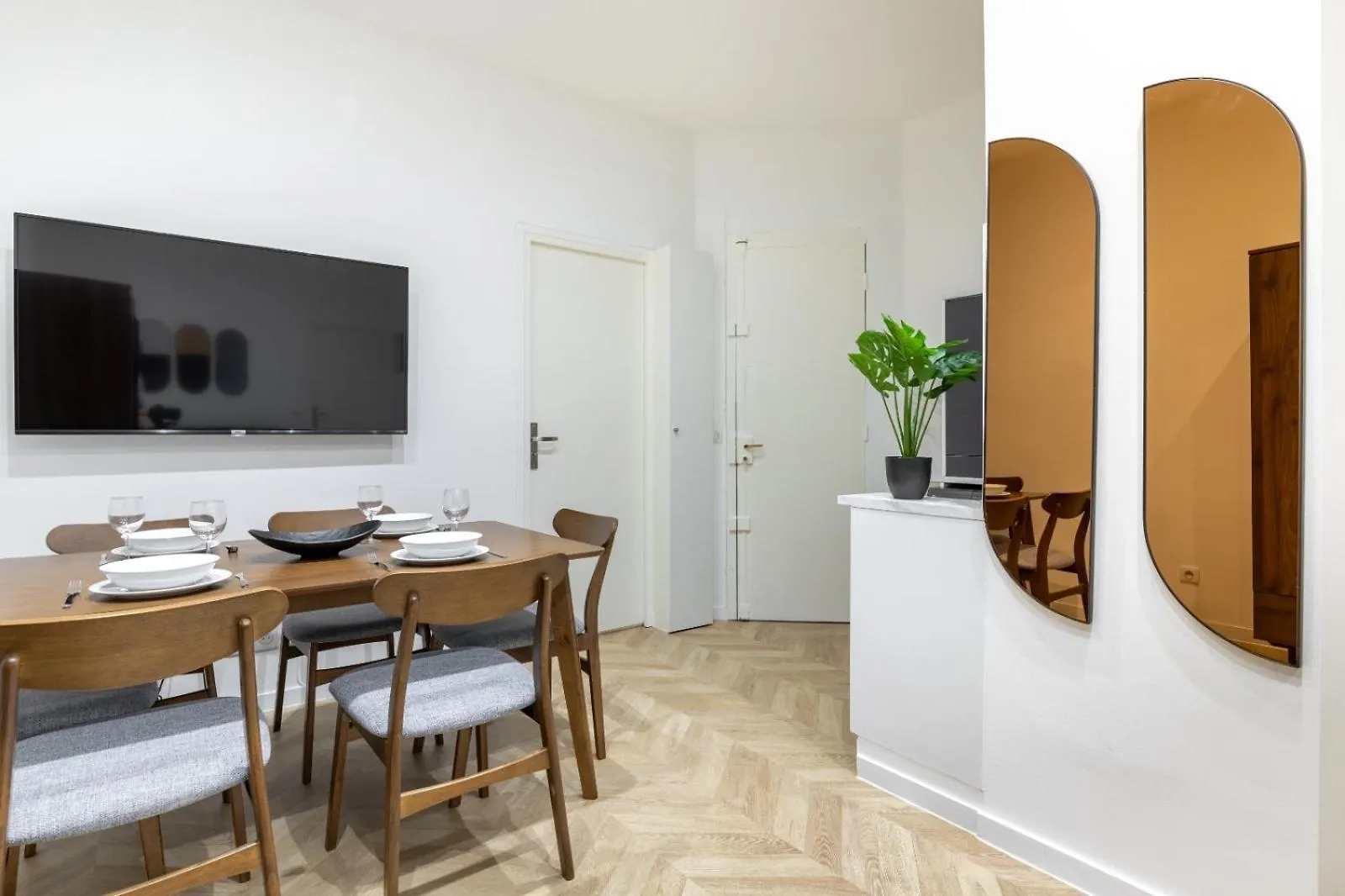 Hsh St Germain/jardin Du Luxembourg : Luxury * Париж