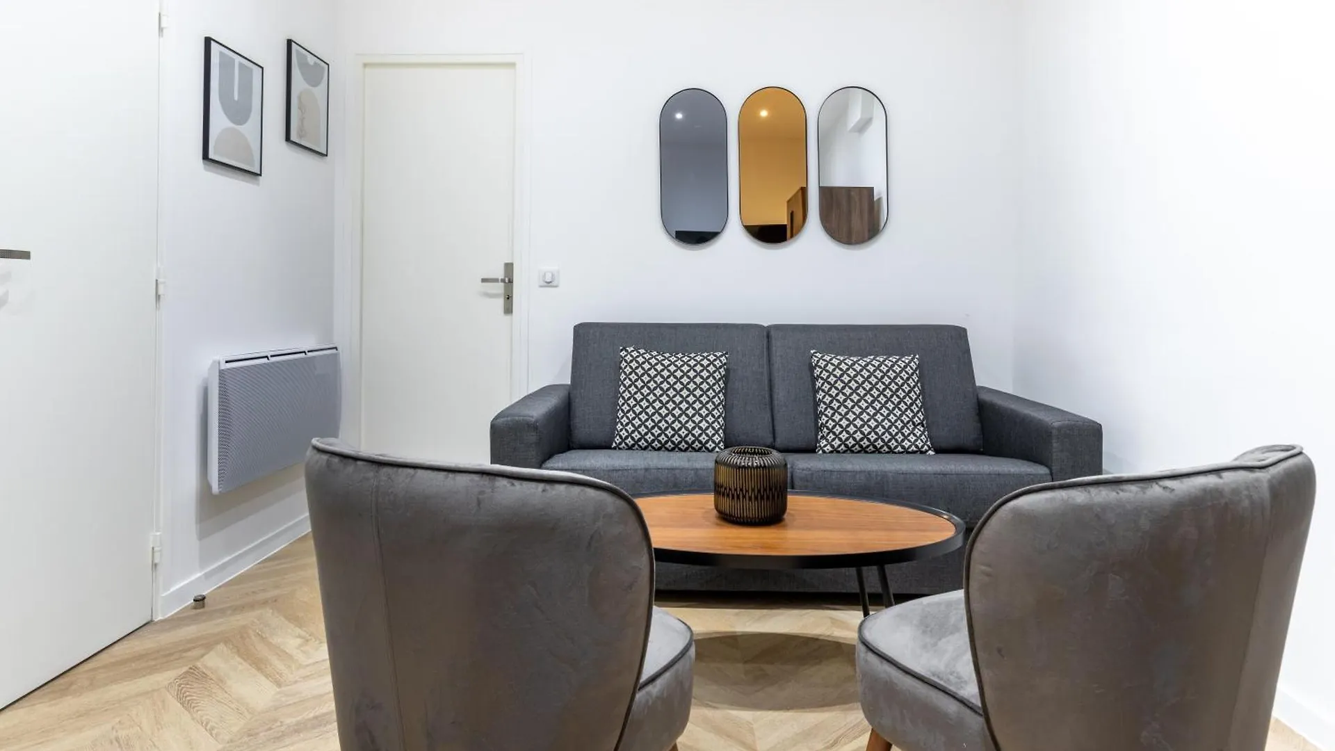 Hsh St Germain/jardin Du Luxembourg : Luxury Apartment Paris